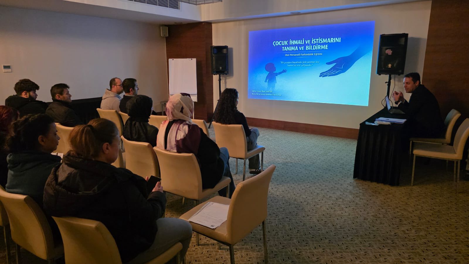 Şiddetsiz Bir Toplum ve Güvenli Bir Gelecek İçin Eğitimdeyiz