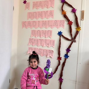 Yeşiltepe Çok Amaçlı Toplum Merkezi oyun odası minikleri ile 8 Mart Kadınlar Günü etkinliği  - fotoğraf 3