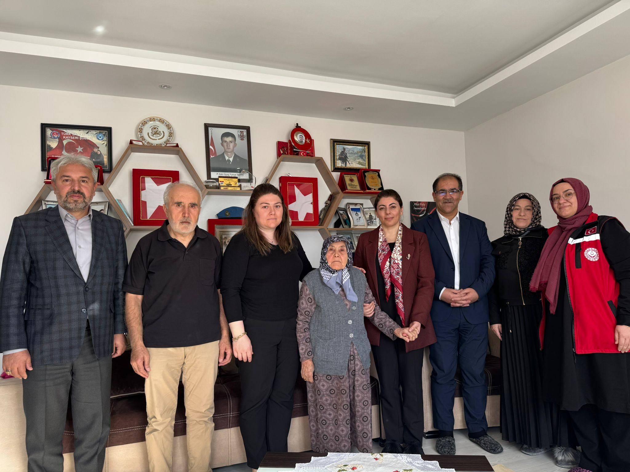 8 Mart Dünya Kadınlar Günü Vesilesiyle Şehit Eşimizi Ziyaret Ettik