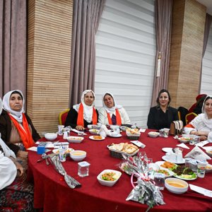 8 Mart Dünya Kadınlar Günü’nde Anlamlı İftar Buluşması - fotoğraf 3