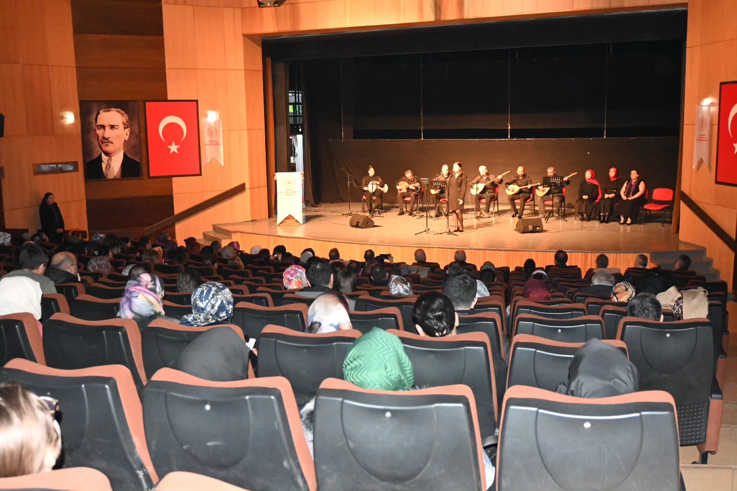 8 Mart Dünya Kadınlar Günü Piri Reis Kültür Merkezi’nde Düzenlenen Programla Kutlandı