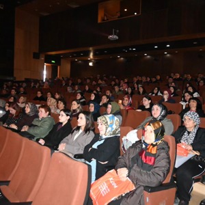 8 Mart Dünya Kadınlar Günü Piri Reis Kültür Merkezi’nde Düzenlenen Programla Kutlandı - fotoğraf 3