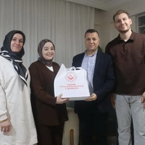 Ramazanın Huzurunda Genç Yuvamıza Hayırlı Olsun Ziyareti - fotoğraf 2