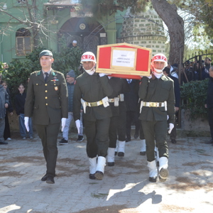 Kıbrıs Gazimiz Son Yolculuğuna Uğurlandı - fotoğraf 4