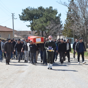 Kıbrıs Gazimiz Son Yolculuğuna Uğurlandı - fotoğraf 5