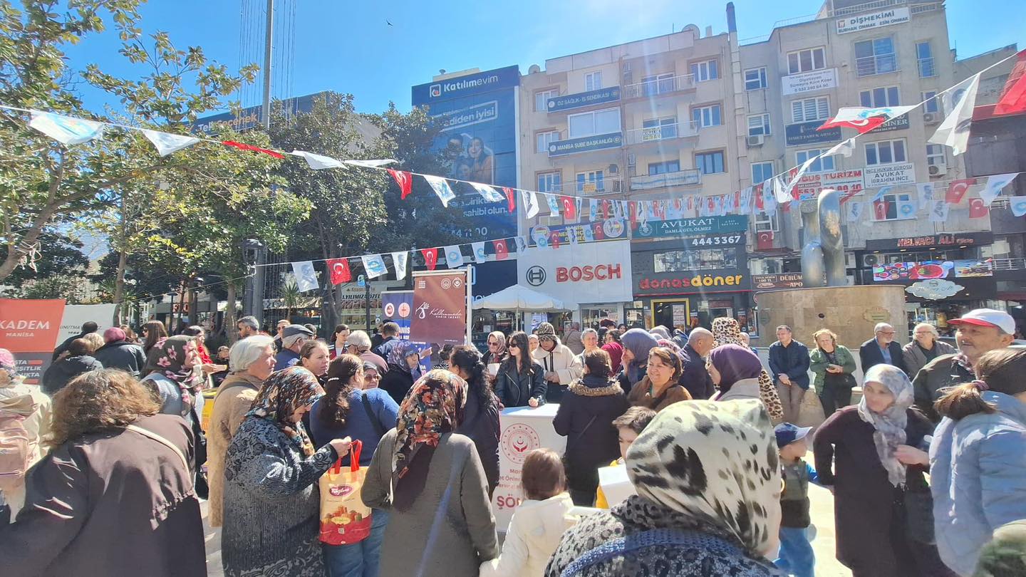 Şehzadeler’de Kadınlar Günü Etkinliği: ŞÖNİM Hizmetleri Tanıtıldı