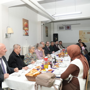 Süleyman Demirel Huzurevi’nde Çınarlarımızla Anlamlı İftar Buluşması - fotoğraf 8