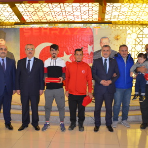 3 Aralık Dünya Engelliler Gününde Engelli Vatandaşlarımız ve Aileleri İle Biraraya Geldik - fotoğraf 26