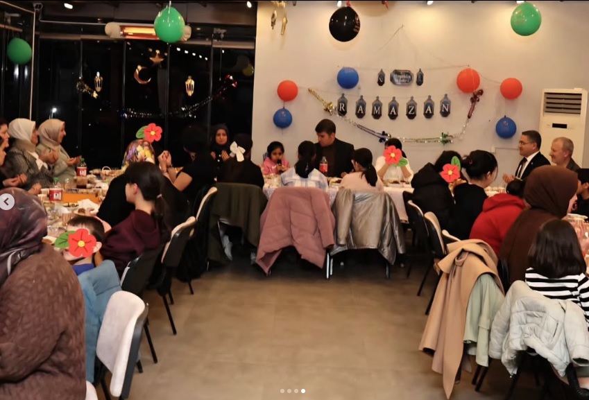 Yeşilırmak Çocuk Evleri Sitesi Müdürlüğü'nde devletimize emanet olan Kıymetli Evlatlarımızla, iftarda bir araya geldik.