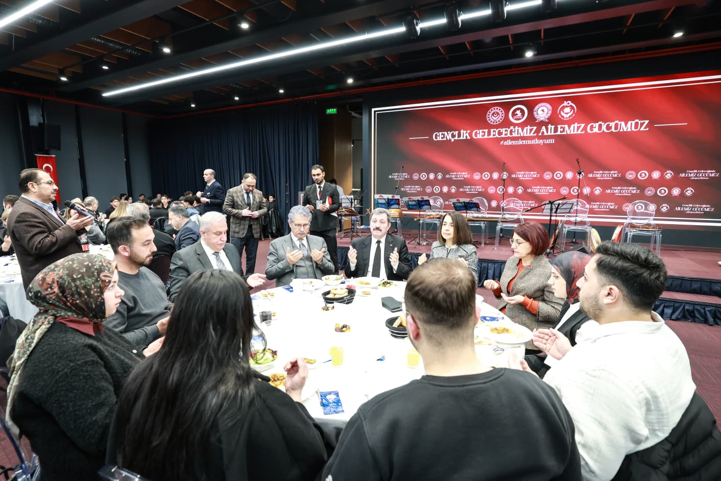 Samsun’da “Gençlik Geleceğimiz Ailemiz Gücümüz” Temalı İftar Programı