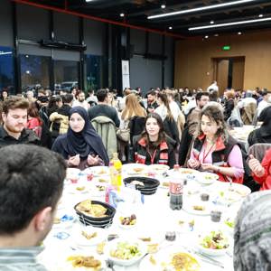 Samsun’da “Gençlik Geleceğimiz Ailemiz Gücümüz” Temalı İftar Programı - fotoğraf 8