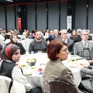 Samsun’da “Gençlik Geleceğimiz Ailemiz Gücümüz” Temalı İftar Programı - fotoğraf 18