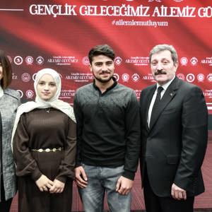 Samsun’da “Gençlik Geleceğimiz Ailemiz Gücümüz” Temalı İftar Programı - fotoğraf 27