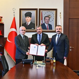 Eskişehir Osmangazi Üniversitesi ile Eskişehir Aile ve Sosyal Hizmetler İl Müdürlüğümüz Arasında İş Birliği Protokolü - fotoğraf 1