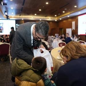 Koruyucu Ailelerimizle Anlamlı İftar Buluşması - fotoğraf 7