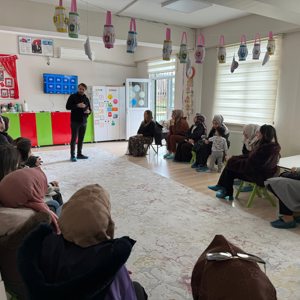  “Teknoloji Bağımlılığı” ve “Çocuklarda Mahremiyet Bilinci ve Aile Eğitim Programı” eğitimleri - fotoğraf 1