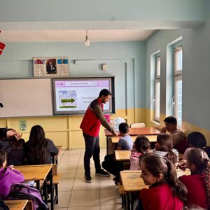 Kozluk Dereköy Ortaokulu öğrencilerine “Akran Zorbalığı” eğitimi - fotoğraf 4