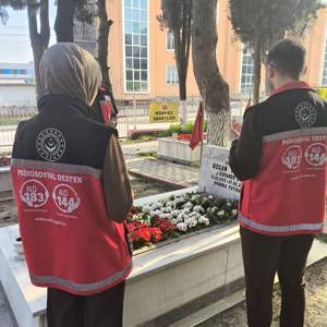 Ramazan Bayramı Öncesi Kocaeli’de Şehitlik Ziyaretleri Başlatıldı - fotoğraf 3