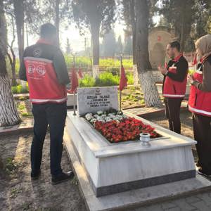 Ramazan Bayramı Öncesi Kocaeli’de Şehitlik Ziyaretleri Başlatıldı - fotoğraf 6