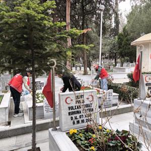 Ramazan Bayramı Öncesi Kocaeli’de Şehitlik Ziyaretleri Başlatıldı - fotoğraf 12