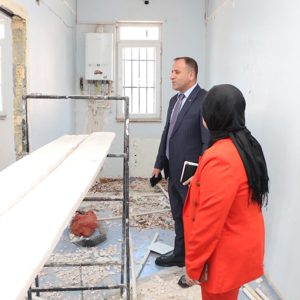 İlk Kabul Şanlıurfa Sırrın Çocuk Evleri Sitesi Müdürlüğümüzü Ziyaret Ederek Yürütülen Bakım ve Onarım Çalışmalarını Yerinde İnceledik. - fotoğraf 3