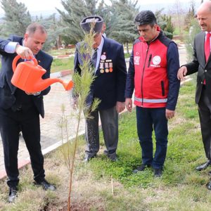 Bakanlığımız Koordinasyonunda Başlatılan ‘Aziz Şehitlerimizin Kabirlerine Vefa’ Ziyareti Gerçekleştirdik.  - fotoğraf 23