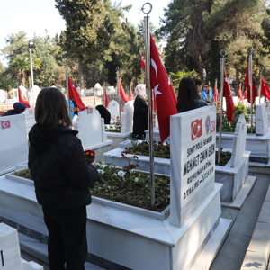 Samsun’da Şehit Mezarları İçin Bakım ve Temizlik Seferberliği Başlatıldı - fotoğraf 14