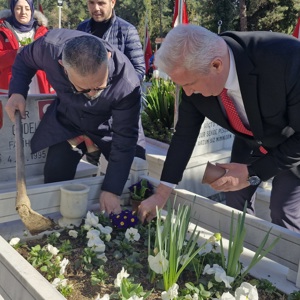 Samsun’da Şehit Mezarları İçin Bakım ve Temizlik Seferberliği Başlatıldı - fotoğraf 11
