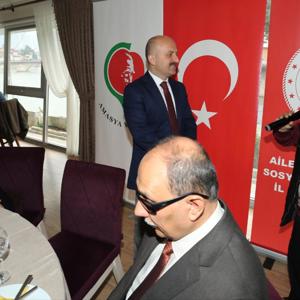 Valiliğimizin Himayesinde İl Müdürlüğümüz Organizesinde Gerçekleştirilen Programda Engelli Vatandaşlarımızla Bir Araya Geldik - fotoğraf 3