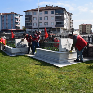 Aziz Şehitlerimizin Hatırasına Saygıyla… 🇹🇷 - fotoğraf 3