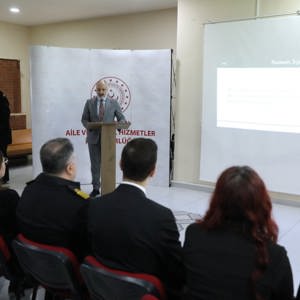 Kadına Yönelik Şiddetle Mücadele Bartın İli Eylem Planı Çalıştayı  - fotoğraf 3