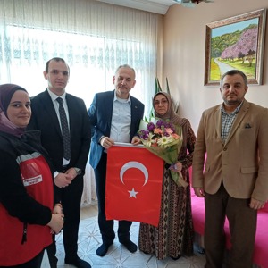 İl Müdürlüğümüze Bağlı Sosyal Hizmet Merkezlerimiz, Şehit Ailelerimizi ve Gazilerimizi Ziyaret Etmeye Devam Ediyor - fotoğraf 1