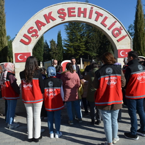 Çocuklarımızla Beraber Şehitlik Ziyareti - fotoğraf 7
