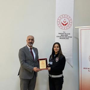 Görev Yeri Değişen Çalışma Arkadaşlarımıza Teşekkür Belgeleri Takdim Edildi - fotoğraf 3