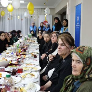 Şehit Anneleri ve Eşlerine Yönelik İftar Programı Düzenlendi - fotoğraf 2