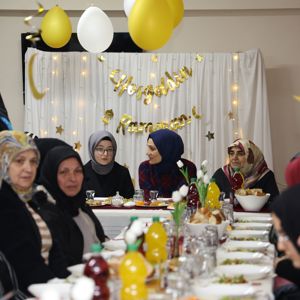 Şehit Anneleri ve Eşlerine Yönelik İftar Programı Düzenlendi - fotoğraf 15