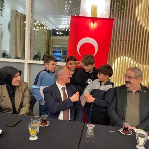 Samsun’da Ramazan’ın 15. Gününde Büyük Kardeşlik Sofraları Kuruldu - fotoğraf 12