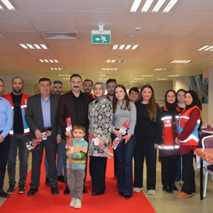 Samsun’da Ramazan’ın 15. Gününde Büyük Kardeşlik Sofraları Kuruldu - fotoğraf 27