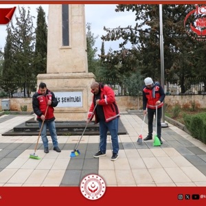 İl Müdürlüğümüz personelleri ve İl Müdür V. Ali ÇELİK tarafından Şehitlikte bakım ve onarım çalışması yapılmıştır. - fotoğraf 1