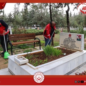 İl Müdürlüğümüz personelleri ve İl Müdür V. Ali ÇELİK tarafından Şehitlikte bakım ve onarım çalışması yapılmıştır. - fotoğraf 6