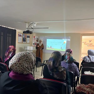 “Aile ve İnternet” Konulu Eğitim Programı Gerçekleştirildi - fotoğraf 1