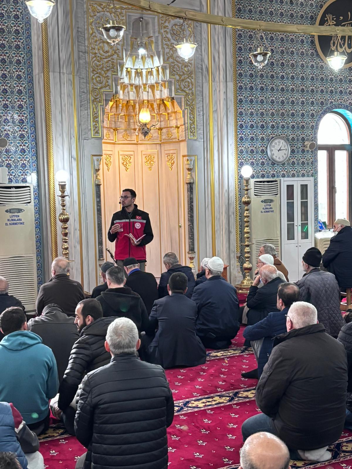 Aile ve Nüfus 10 Yılı Kapsamında Cuma Namazı Öncesi Farkındalık Eğitimlerimiz Devam Ediyor