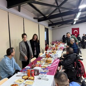 Gündoğdu Bakım ve Rehabilitasyon Merkezimizde Anlamlı İftar Buluşması - fotoğraf 3