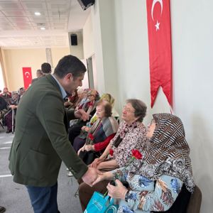 Kocaeli Huzurevi, 8 Mart Dünya Kadınlar Günü’nde Milletvekilimiz Radiye Sezer Katırcıoğlu’nu Ağırladı - fotoğraf 5