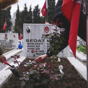 Ramazan Bayramı Öncesinde, İstanbul Genelindeki Şehitliklere Ziyaretlerimize Başladık - fotoğraf 1