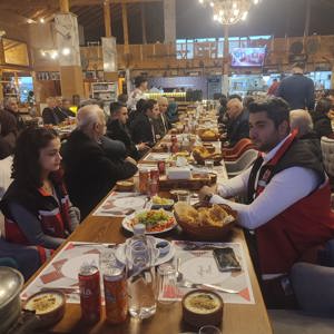 Alaçam ve Yakakent’te Çocuklar ve Aileleri İftar Programında Buluştu - fotoğraf 3