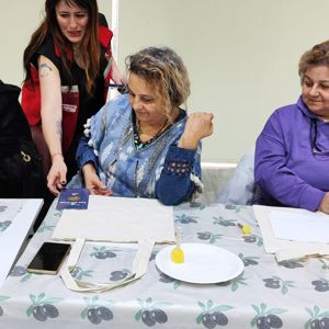 Gölcük SHM, 8 Mart Dünya Kadınlar Günü’nde Gölcük Sanat Merkezi’nde Kadınlarla Buluştu - fotoğraf 1