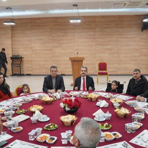 Özel Gereksinimli Bireylerle Anlamlı İftar Buluşması - fotoğraf 4