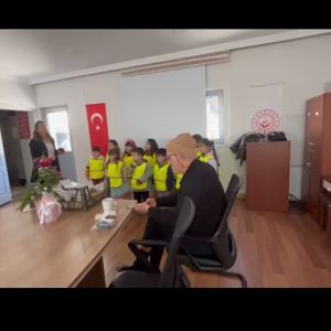 Gebze Huzurevinde Minik Fidanlar ile Asırlık Çınarlar Buluştu - fotoğraf 2