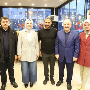 Aile ve Sosyal Hizmetler Bakanımız Göktaş, devlet korumasındaki çocuklarla iftarda bir araya geldi - fotoğraf 4